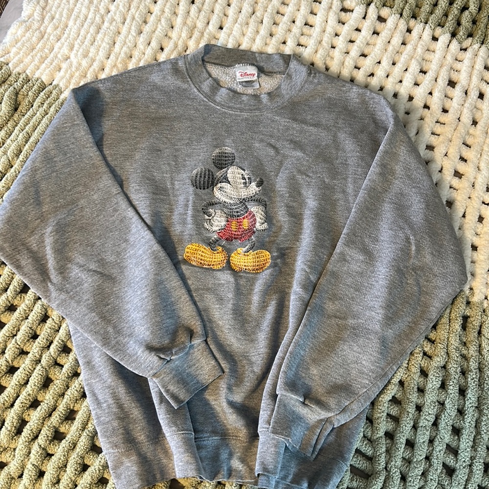 Vintage Disney Mickey Mouse grey crewneck